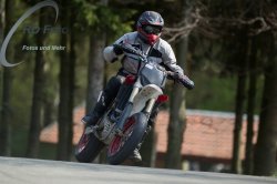 Fotos-Supermoto-IDM-Training-Bilstaim-Bike-X-Press-17-04-2011-111